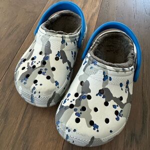 Crocs unisex-child Classic Lined Camo Clog